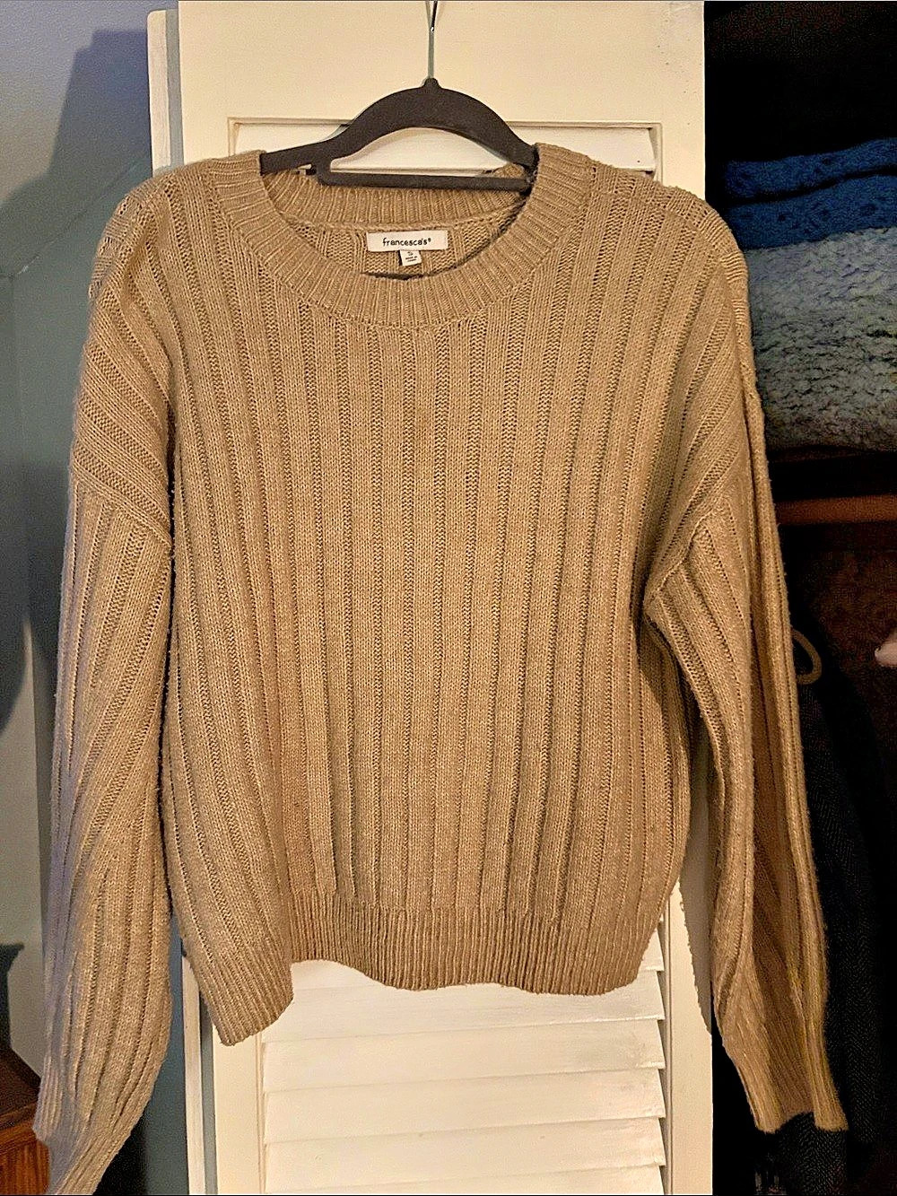 francesca’s Brown Ribbed Knit Sweater Size Small Like New
